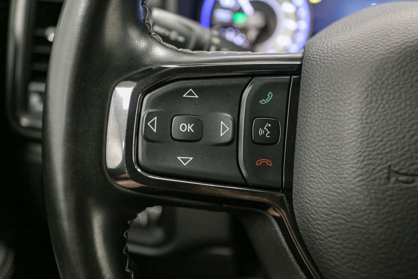 Used 2022 RAM 1500 Limited w/ Body-Colour Bumper Group AWD/4WD image 37