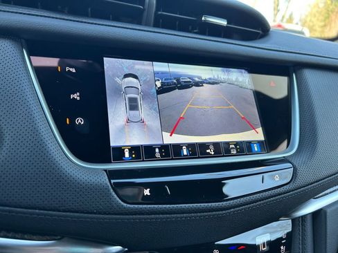 New 2026 Cadillac XT5 Sportv w/ LPO, Onyx Lite Package AWD/4WD image 19