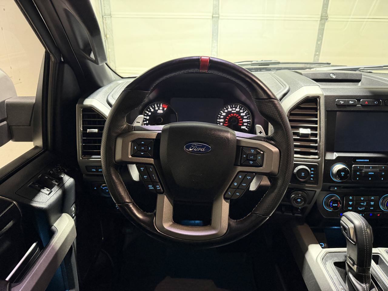 Used 2018 Ford F150 Raptor w/ Equipment Group 802A Luxury AWD/4WD image 13