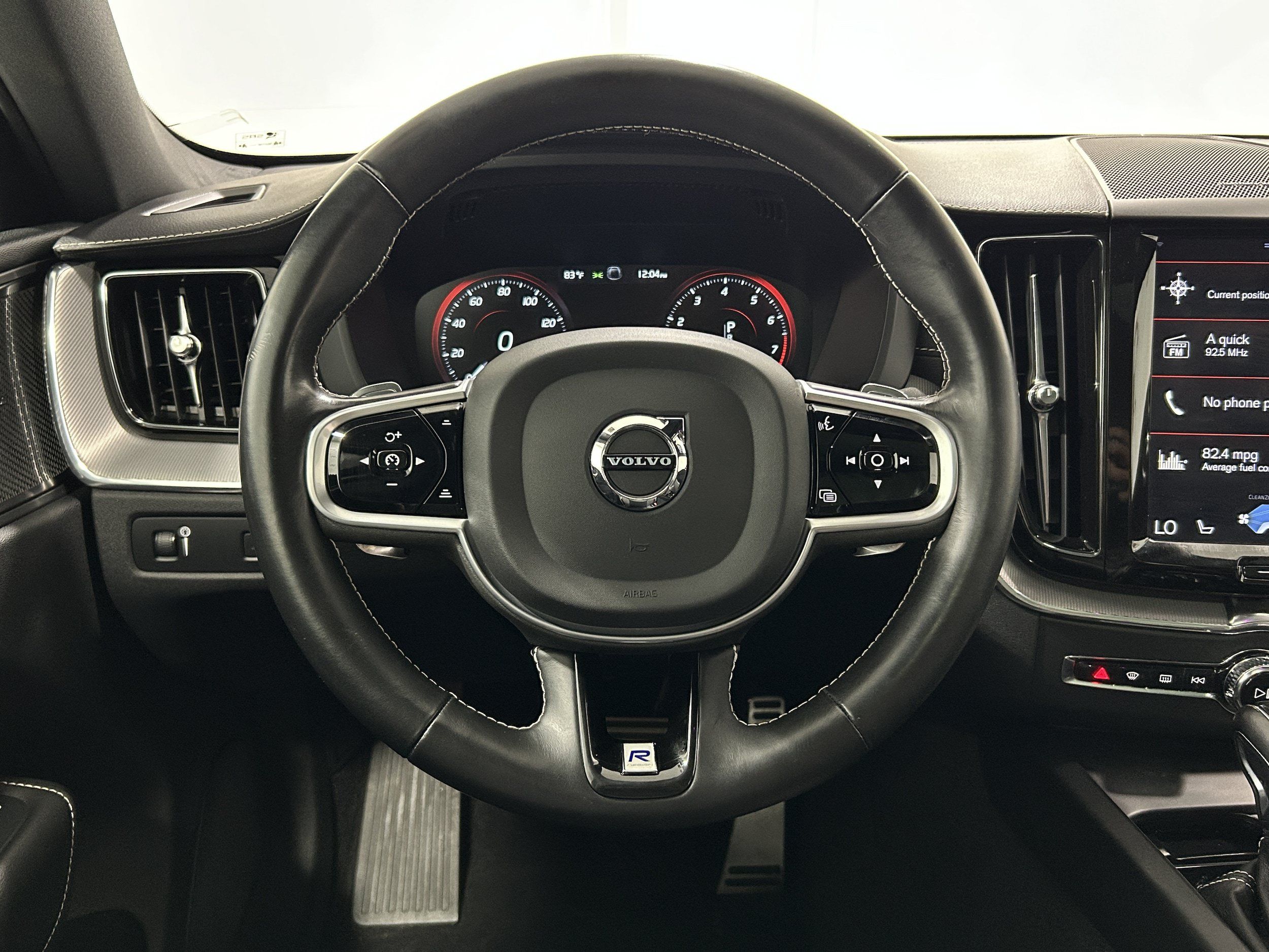 Used 2020 Volvo XC60 T6 R-Design w/ Protection Package Premier AWD/4WD image 13