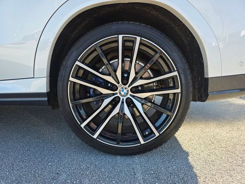 Used 2021 BMW X6 M50i w/ Executive Package image 16