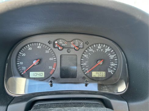 Used 2000 Volkswagen GTI GLX FWD image 12