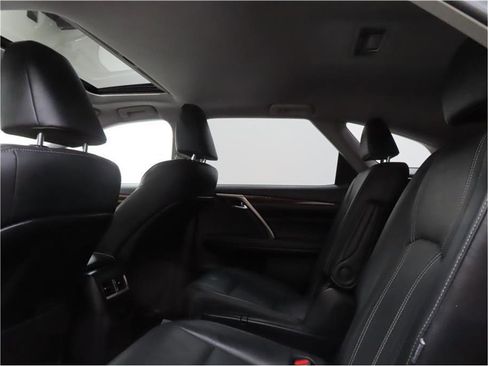 Used 2018 Lexus RX 450hL Luxury image 27