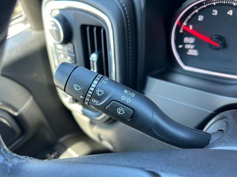 Used 2021 Chevrolet Silverado 1500 LT image 47