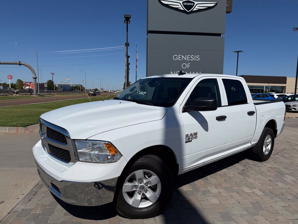 Used 2023 RAM 1500 Classic SLT w/ Electronics Group AWD/4WD image 1