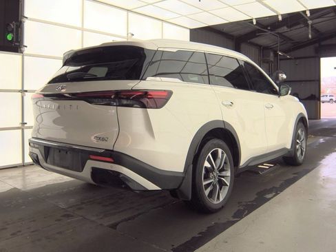 Used 2023 INFINITI QX60 Luxe w/ Vision Package image 3