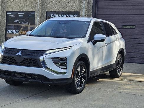 Used 2025 Mitsubishi Eclipse Cross SE AWD/4WD image 3