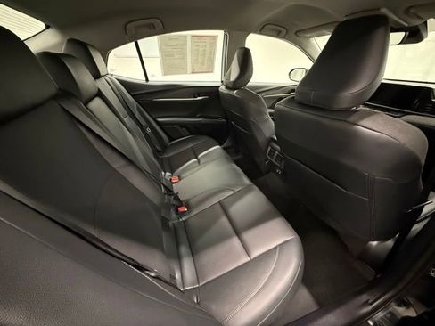 Certified 2025 Toyota Camry XLE FWD image 7