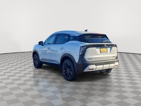 New 2026 Nissan Kicks SR w/ SR Premium Package image 6