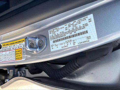 Used 2021 Ford Escape SE w/ Convenience Package FWD image 34