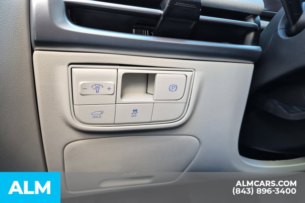 Certified 2026 Hyundai Tucson Limited FWD image 37
