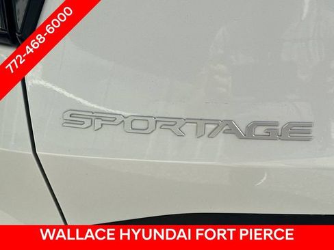 Used 2024 Kia Sportage LX FWD image 8