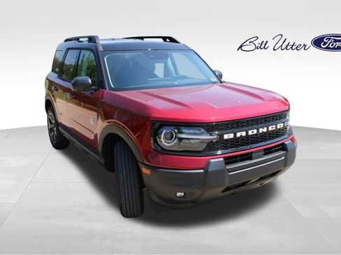 New 2025 Ford Bronco Sport Outer Banks image 2