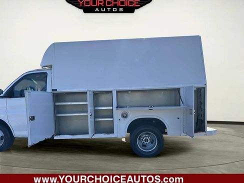 Used 2007 GMC Savana 3500 RWD image 10