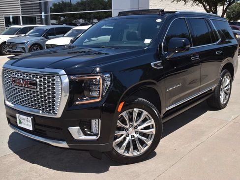 Used 2023 GMC Yukon Denali w/ LPO, Floor Liner Package AWD/4WD image 44