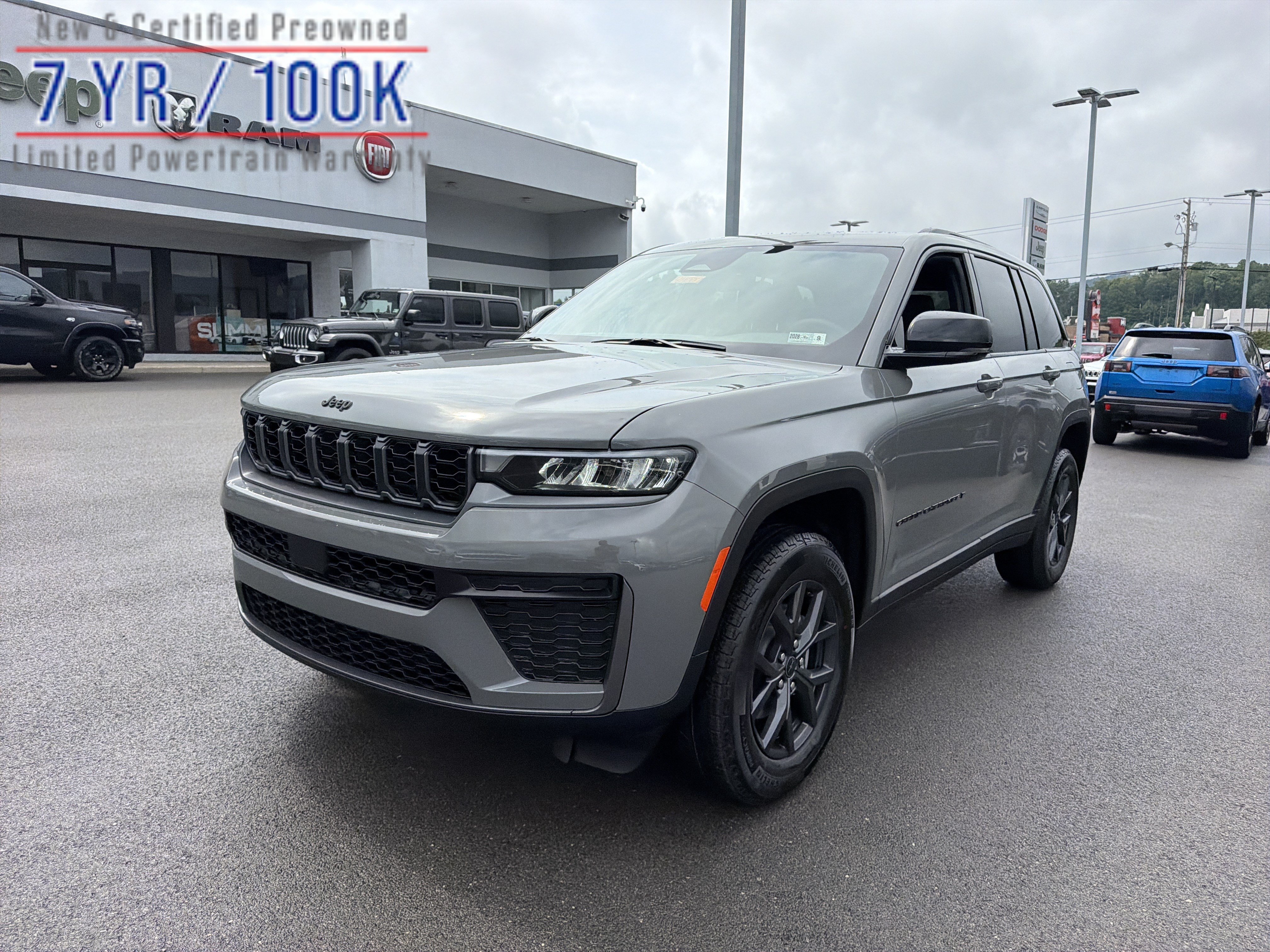 New 2027 Jeep Grand Cherokee 4WD image 1