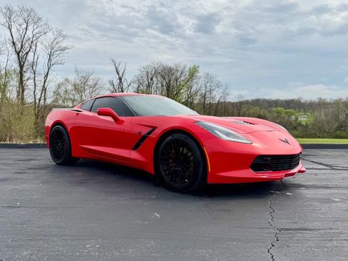 Used 2016 Chevrolet Corvette Stingray Coupe w/ 2LT Preferred Equipment Group RWD image 1