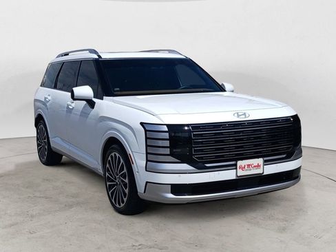 Used 2026 Hyundai Palisade Calligraphy image 7