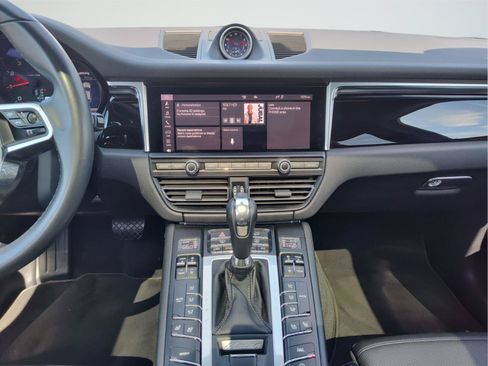 Used 2020 Porsche Macan AWD/4WD image 11