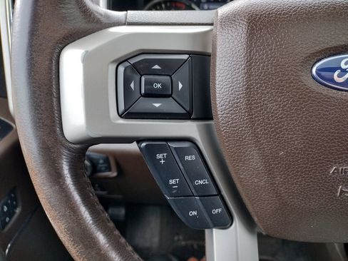 Used 2015 Ford F150 King Ranch image 24