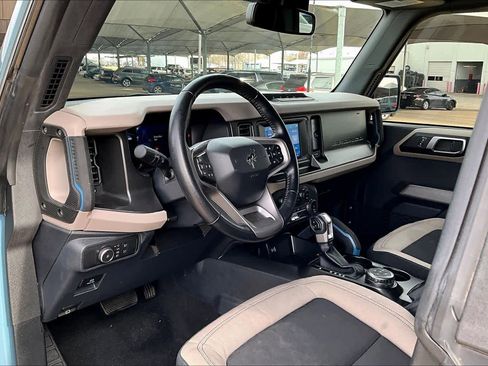 Used 2022 Ford Bronco Wildtrak image 15