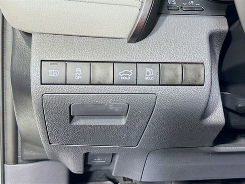 Certified 2023 Toyota Camry SE w/ Convenience Package FWD image 11