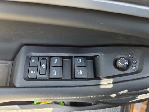 New 2026 Jeep Grand Cherokee Limited w/ Limited Altitude Package RWD image 21