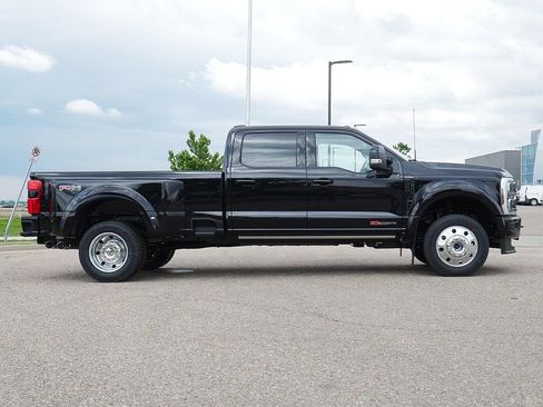 New 2026 Ford F450 Platinum w/ FX4 Off-Road Package AWD/4WD image 6