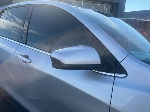 Used 2020 Chevrolet Equinox LT image 6