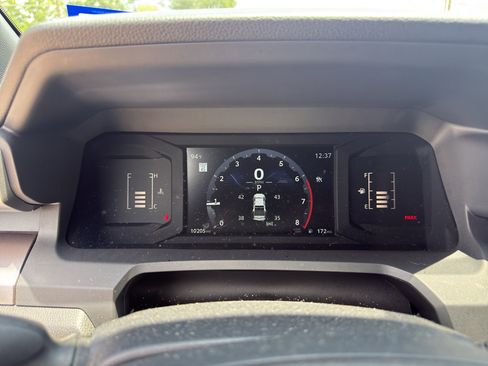 Used 2025 Toyota Tacoma SR5 AWD/4WD image 11