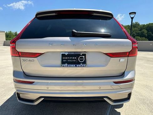 Certified 2024 Volvo XC60 T8 Ultimate w/ Climate Package AWD/4WD image 7