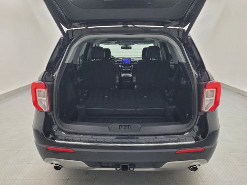 Used 2022 Ford Explorer Limited w/ Equipment Group 301A AWD/4WD image 29