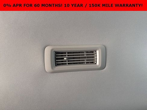 New 2025 Nissan Pathfinder SL w/ Black Appearance Package image 17