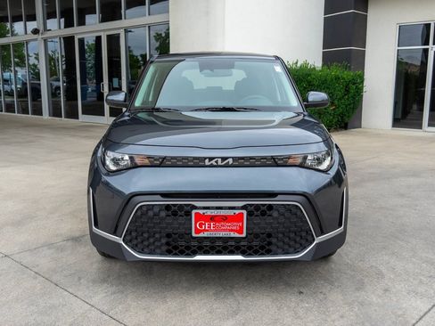 New 2025 Kia Soul LX image 2