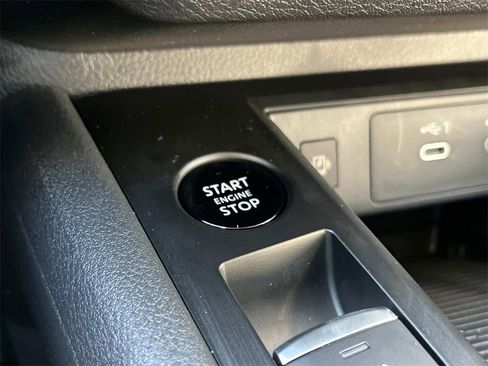 New 2026 Nissan Kicks SV w/ SV Premium Package image 28