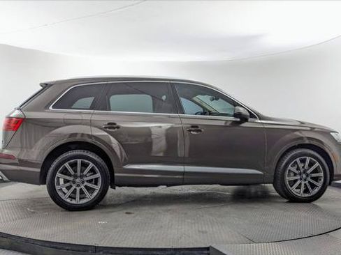 Used 2018 Audi Q7 3.0T Prestige AWD/4WD image 9