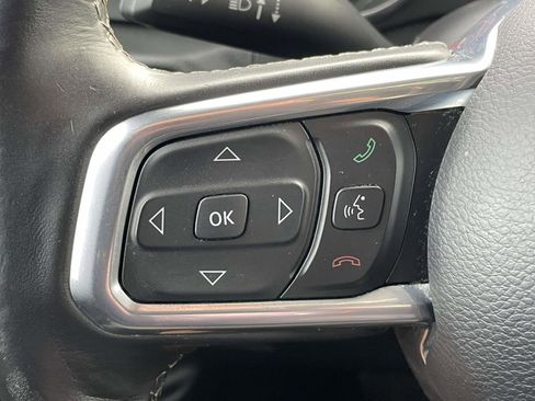 Used 2019 Jeep Wrangler Unlimited Sahara AWD/4WD image 20