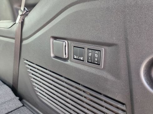 New 2026 GMC Yukon Denali w/ Denali Reserve Package image 58