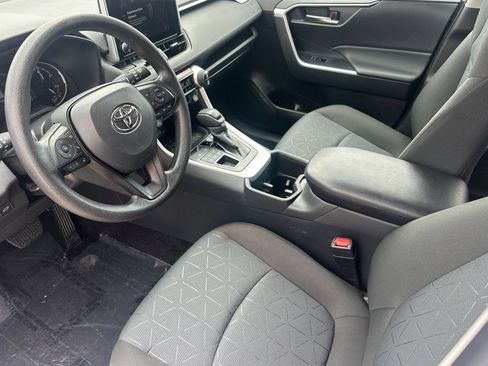 Used 2025 Toyota RAV4 XLE w/ Convenience Package AWD/4WD image 11