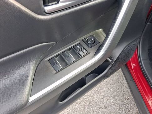 Used 2025 Toyota RAV4 XLE w/ Convenience Package FWD image 15