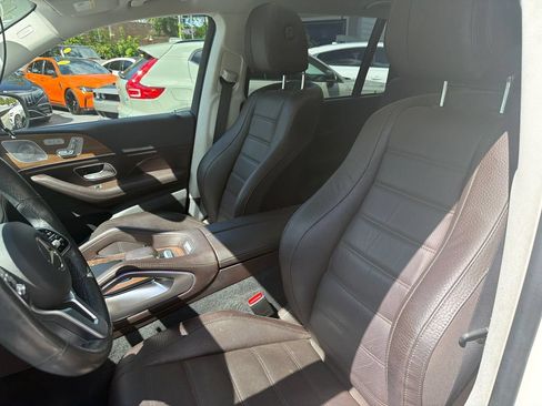 Used 2020 Mercedes-Benz GLS 450 4MATIC image 10