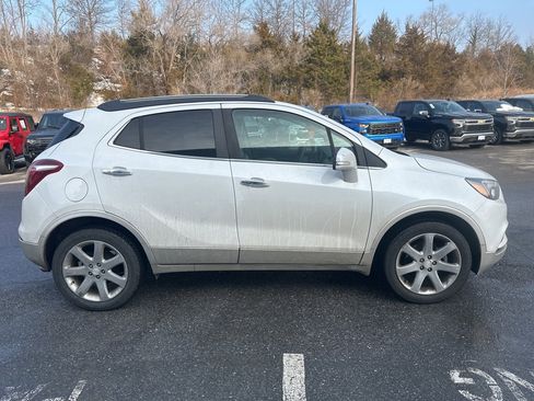 Used 2019 Buick Encore Essence w/ Experience Buick Package image 4