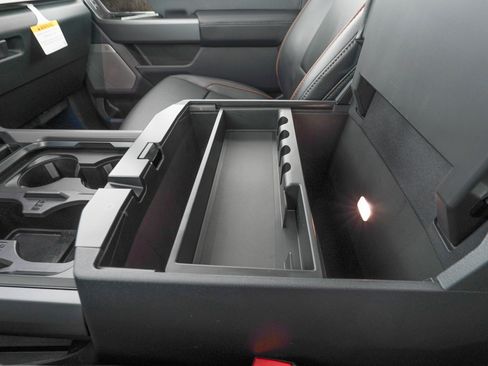 Used 2026 Ford F450 Lariat image 27