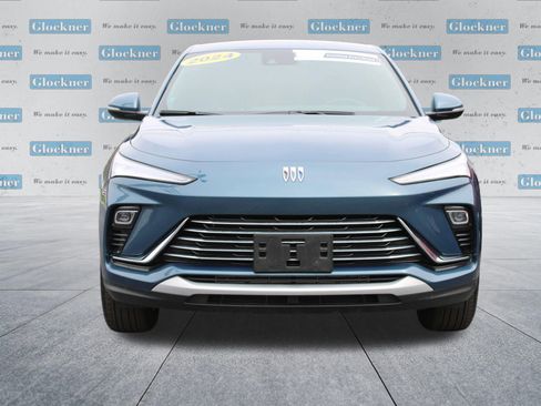 Used 2024 Buick Envista Preferred w/ Convenience I Package image 2