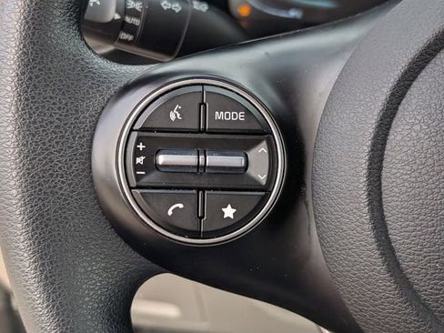 Used 2024 Kia Soul LX FWD image 22