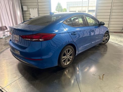 Used 2017 Hyundai Elantra SE FWD image 5