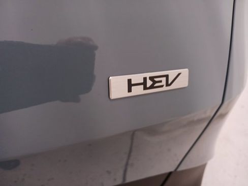 Used 2026 Kia Sportage EX w/ EX Panoramic Sunroof Package image 32