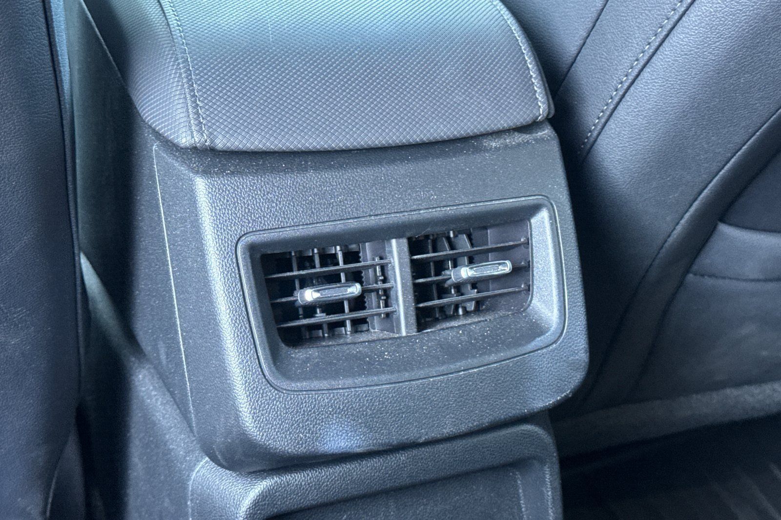 Used 2024 Chevrolet Equinox EV LT w/ LPO, All-Weather Mat Package FWD image 38