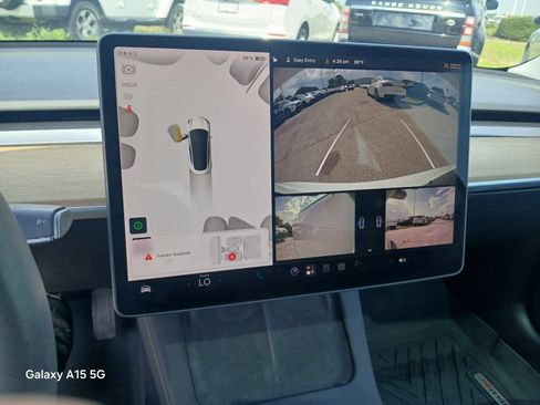 Used 2023 Tesla Model 3 Standard Range RWD image 28