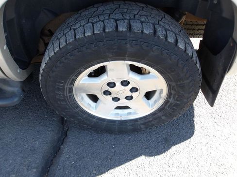 Used 2006 Chevrolet Tahoe LT w/ LT Preferred Equipment Group image 25